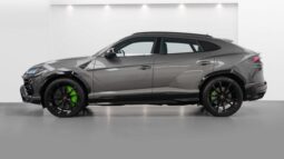 2022 LAMBORGHINI URUS