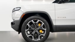 2023 Rivian R1S ADVENTURE PACKAGE